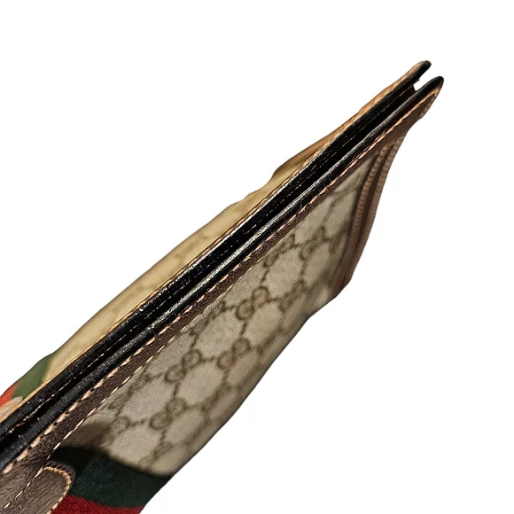 GUCCI CLUTCH - Picture 9 of 14